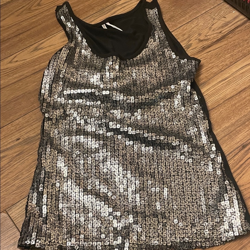 Studio Y Black and Silver Sequin Tank Top (Bin N)